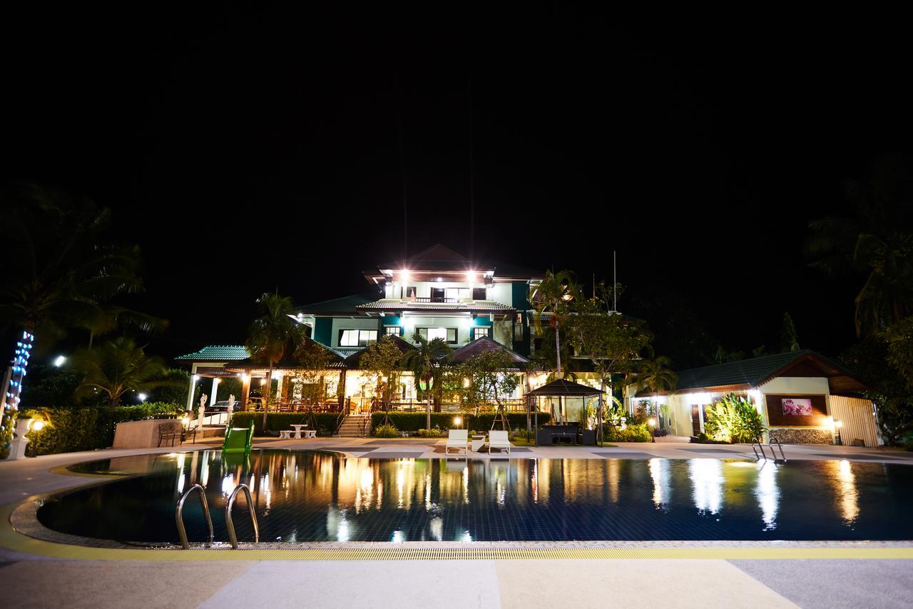 The Sun House Hotel HHQ Buitenkant foto